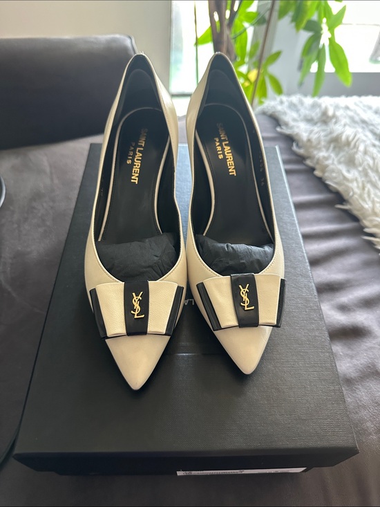 Saint Laurent Shoes - Saint Laurent Ivory and Black Pointed Toe Pumps with Bow